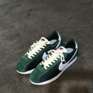 Nike Cortez green
