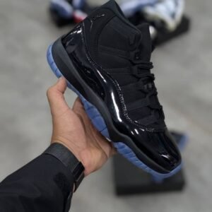 AIR Jordan 11 Retro High cap & gown