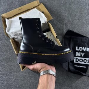 Jadon smooth leather boots Dr martens