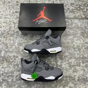 Nike Jordan 4's Retro Cool Gray