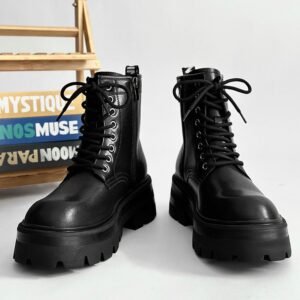 Lace up Chunky boots Zara
